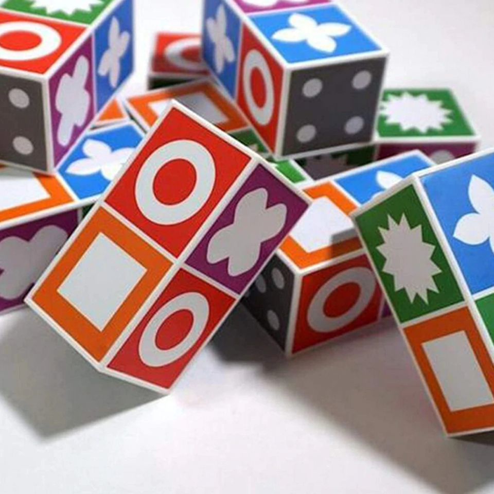 GamesPuzzle™ - Juego interactivo de combinación de patrones